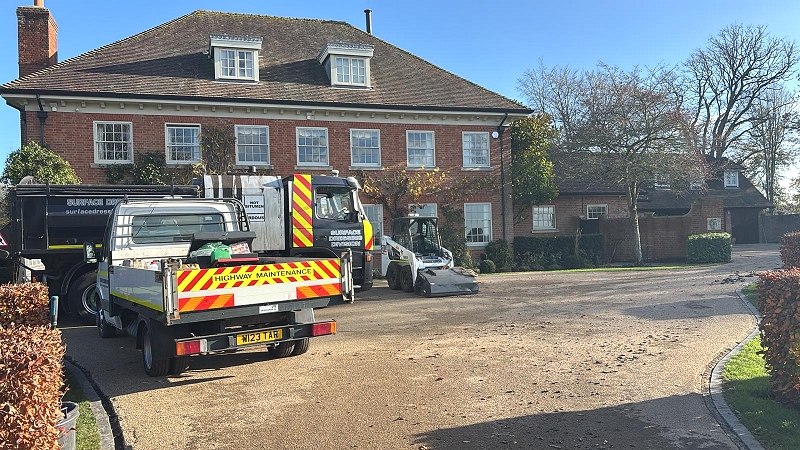driveway tar and chip surface dressing Sussex