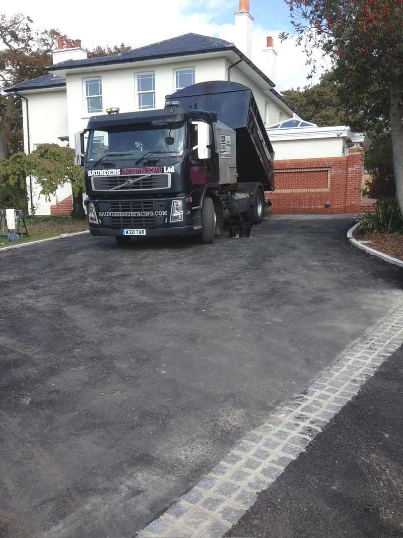 driveway tar and chip surface dressing Sussex